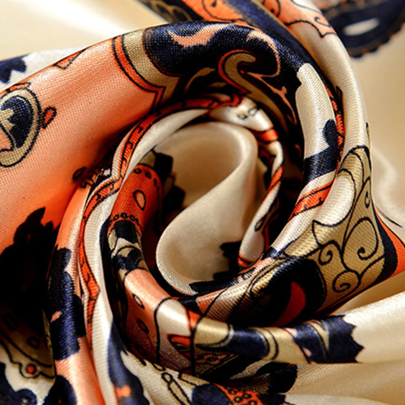 Lenço Floral Cashew Poliéster